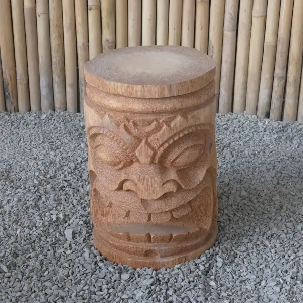 Artikelbild 2 des Artikels “Stool - Tiki motiv, made from Coconut. 50cm H. Model 2 - open mouth “
